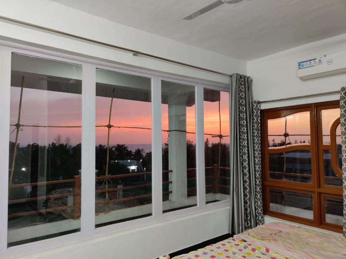 Sunshine Sea View Hotel Алибаг Екстериор снимка