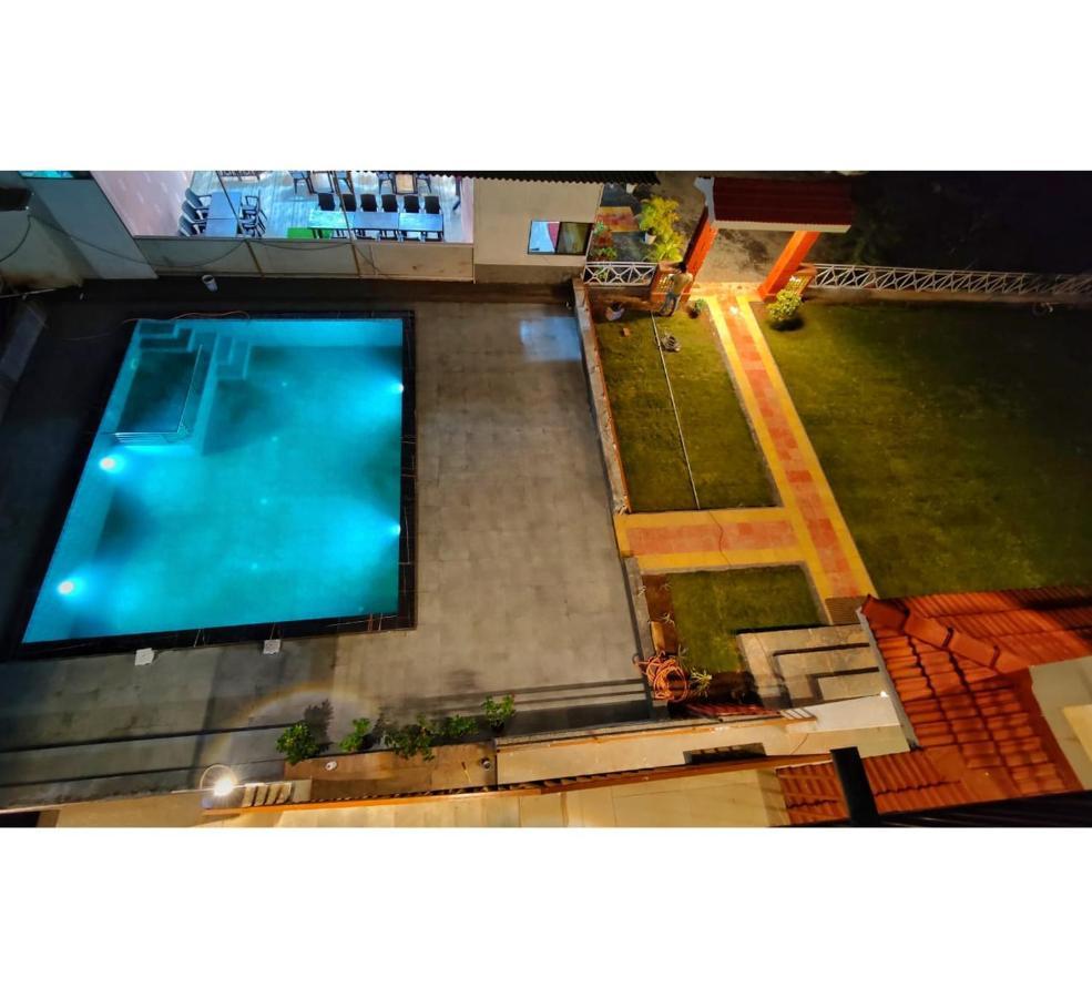 Sunshine Sea View Hotel Алибаг Екстериор снимка