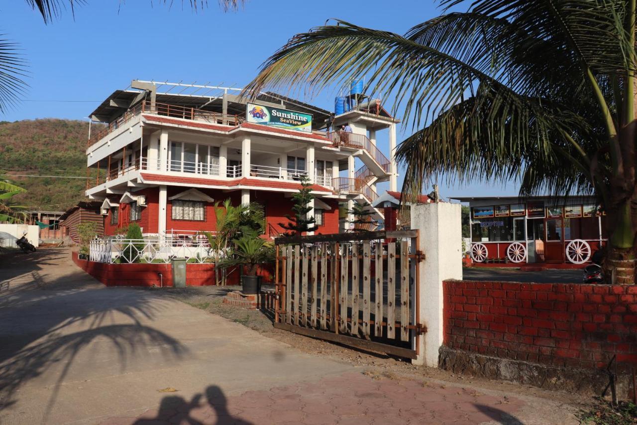Sunshine Sea View Hotel Алибаг Екстериор снимка