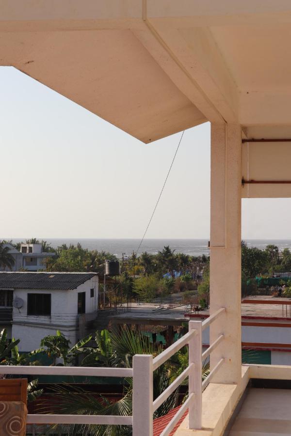 Sunshine Sea View Hotel Алибаг Екстериор снимка