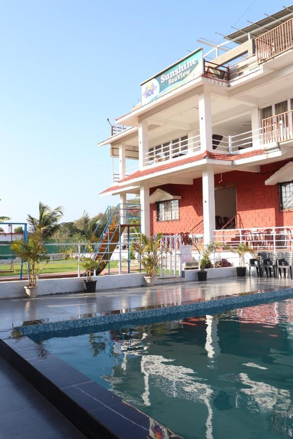 Sunshine Sea View Hotel Алибаг Екстериор снимка